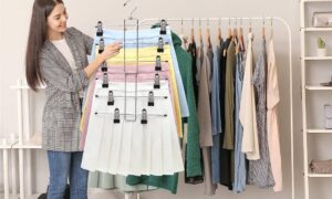 Space Saving Skirt Hanger